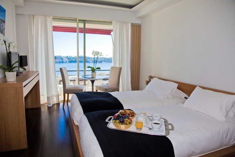 Hotel Le Versailles Villefranche-sur-Mer Exterior photo